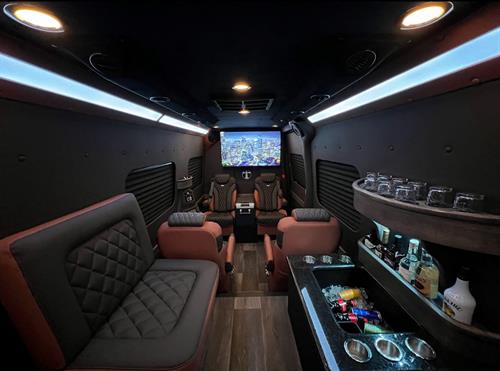 Gallery Image Jet_Sprinter_(interior2).jpg