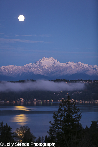 Fine art photography, Full Moon and the Brothers Mountain