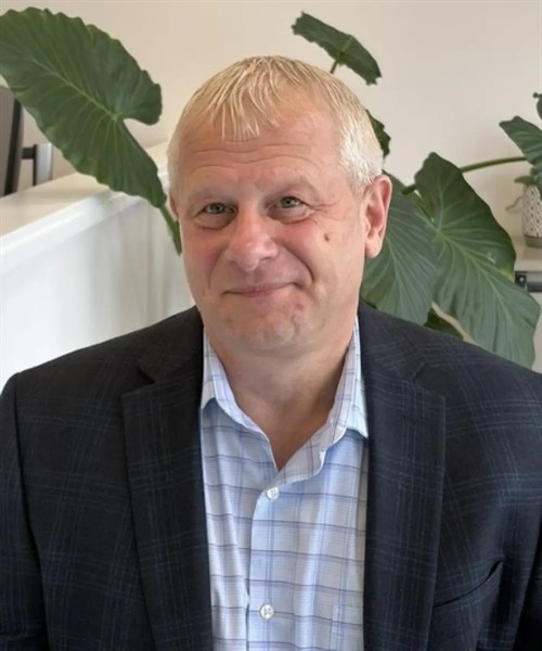 Ken Lindquist