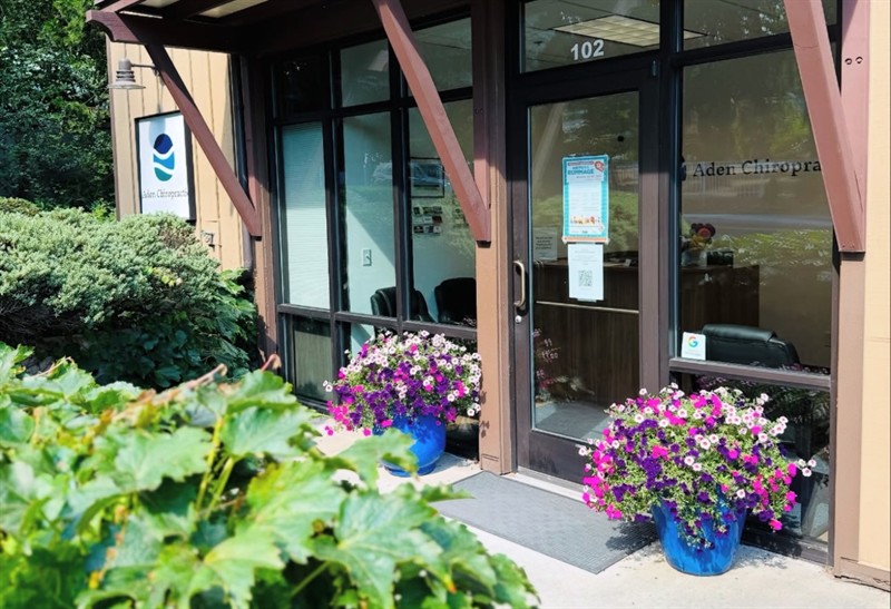 Gallery Image Madison_Clinic_storefront.JPEG