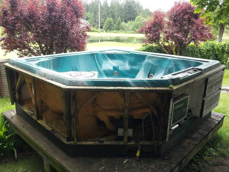 Hot Tub Removal - before