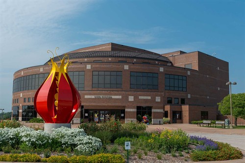 Gallery Image LiedCenterKS-entrance.jpg