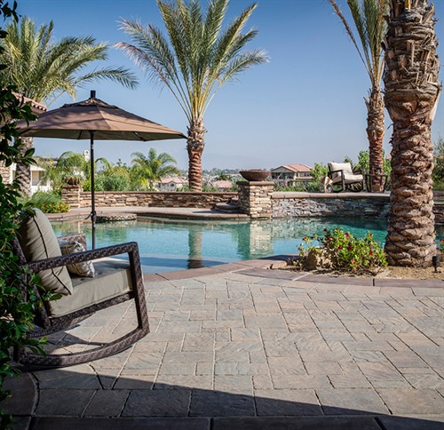 Quality pavers that bring your dream backyard to life.