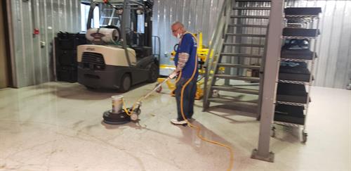 stripping vinyl floors, commercial cleaning worcester stripping vinyl floors, commercial cleaning worcester