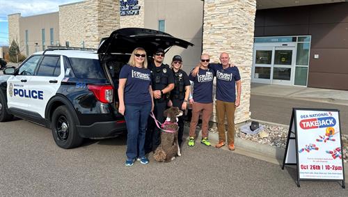 Thank you to Parker Police for helping us with National Prescription Drug Take Back Day at our South Parker ER, Parker & Hess roads. 