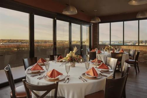The Summit - Offers panoramic views of the Front Range for an elegant, elevated experience. 