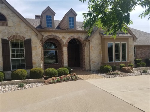 Gallery Image PLUM_pics_3.jpg