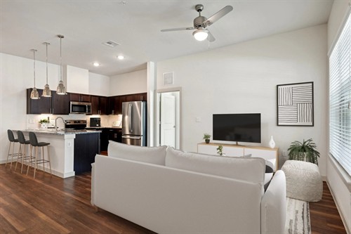 Gallery Image Beryl.LRKIT.jpeg