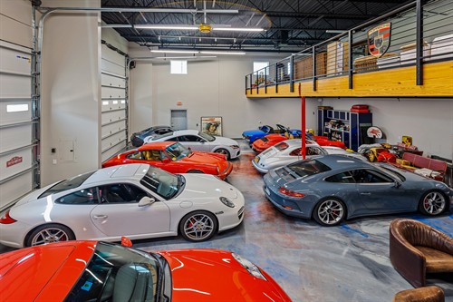 Gallery Image LM_Texas_Garage_06092022-1.jpg