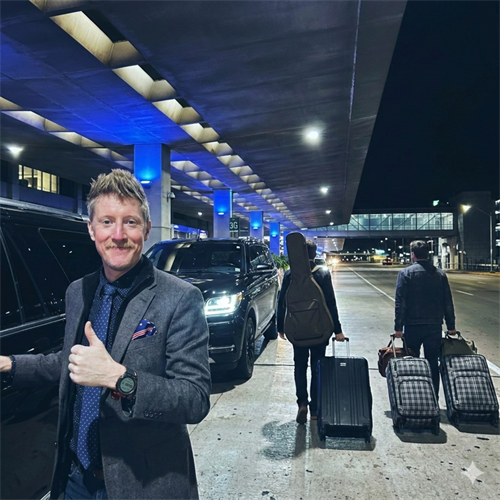 TOP RATED LIMO & BLACK CAR SERVICE IN BARRINGTON ELGIN NORTH SHORE & CHICAGO