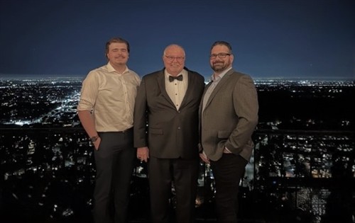 Gallery Image IMG_1092.jpeg