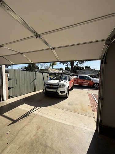 Gallery Image garage-door-installation-orange-ca.JPEG