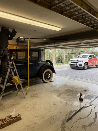 Gallery Image garage-door-opener-installation-liftmaster-2420l-orange-ca.JPEG