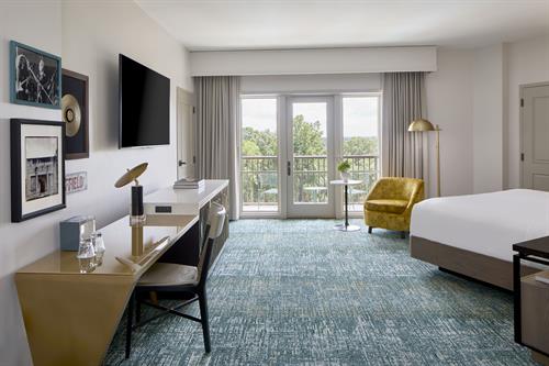 Gallery Image MH_MSLMC_JuniorSuite.jpg Gallery Image MH_MSLMC_JuniorSuite.jpg
