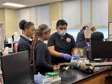 Calhoun Gives Future Healthcare Professionals Hands-on Look at Medical Laboratory Careers