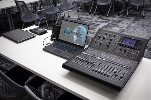 Gallery Image NKN_0228-Edit.jpg