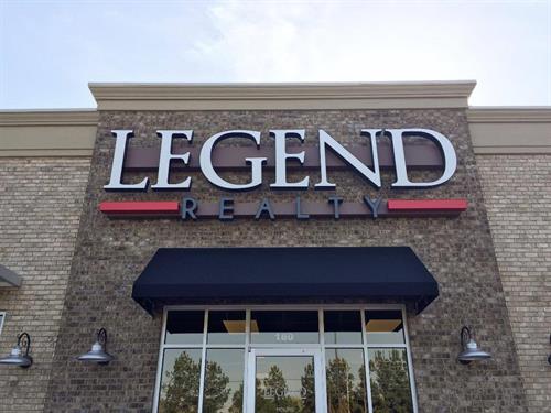 Gallery Image LegendMadisonSign.jpg