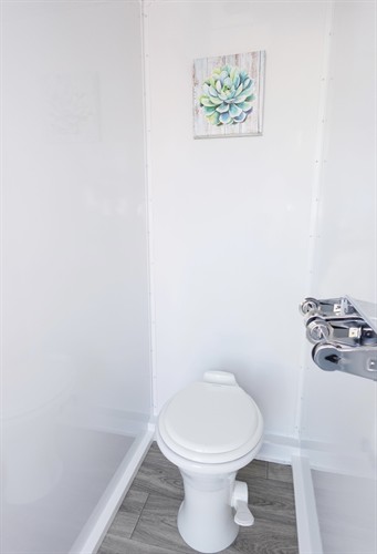 Gallery Image IMG_8861.jpeg