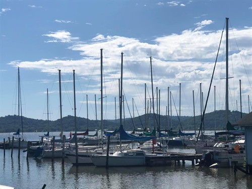 Gallery Image Marina_wet_slips.JPG