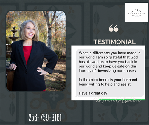 Gallery Image Retro_Trendy_Testimonial_Facebook_Post.png
