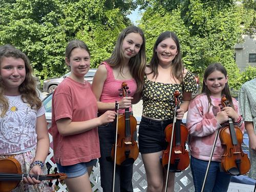 String Ensemble Performance at Cibo