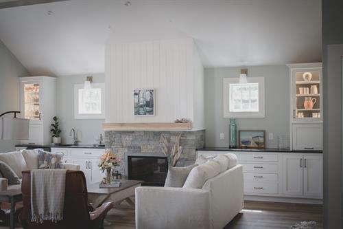 Gallery Image 30_ellis_living_room_side_angle.jpeg Gallery Image 30_ellis_living_room_side_angle.jpeg