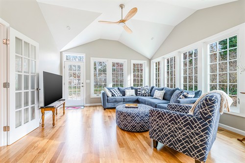 Gallery Image 38-P1287658.jpg