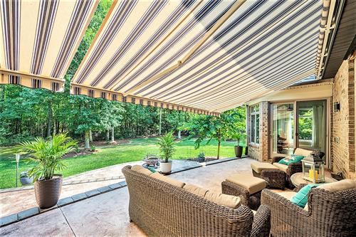 Rock Springs Spacious Mansion sold