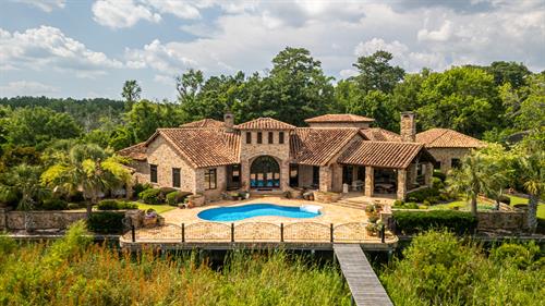 New Bern's Tuscan Masterpiece Available Through TMG