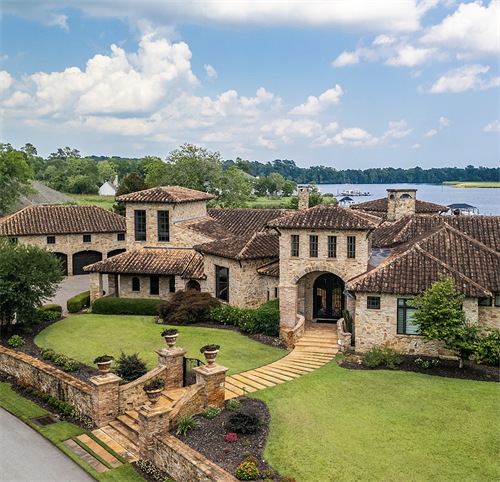 New Bern's Tuscan Masterpiece Available Through TMG