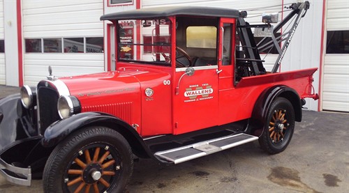 Gallery Image Wallens_Trucks_06.jpg