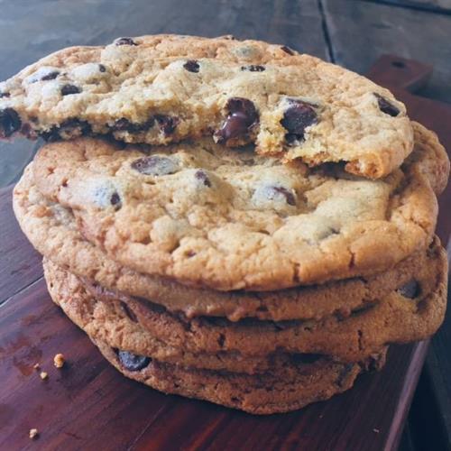 House-Baked Chocolate Chip Cookies 
