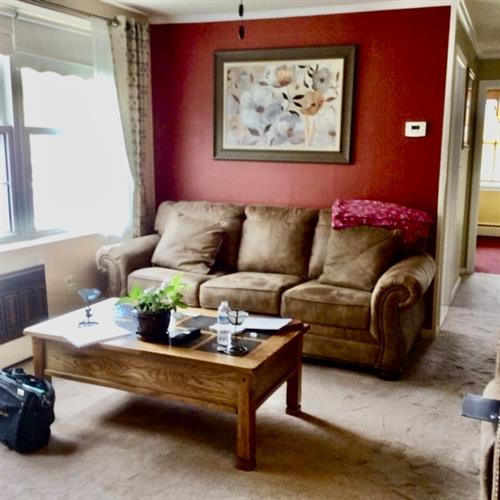 Before redesign of the family room.