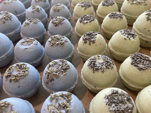 Hand Pressed bath bombs colored with nature