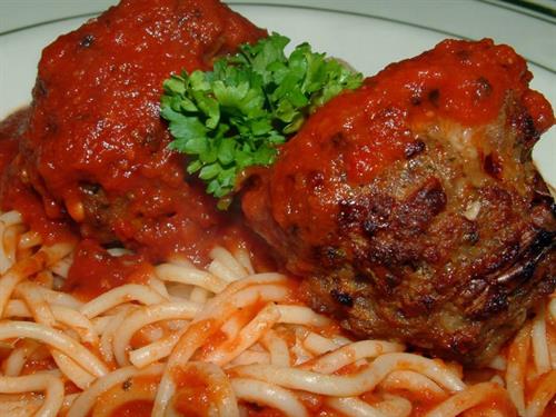 spaghettini and meat balls