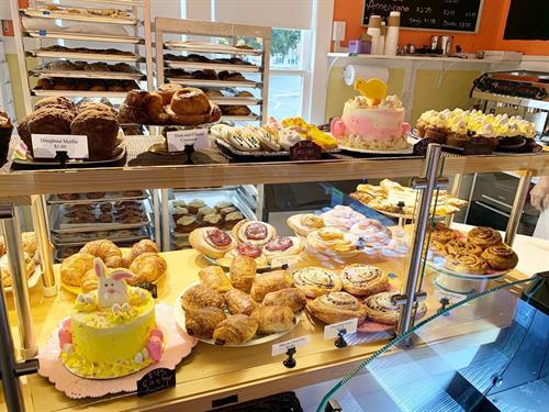 Gallery Image pastry_assortment.jpg