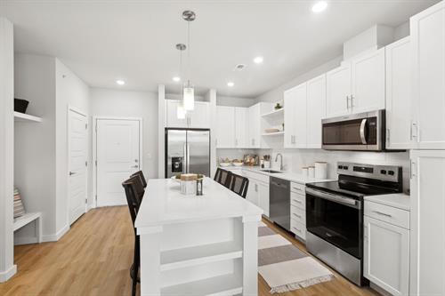 A3, 1 bedroom, 1 bathroom. 810 Square Feet A3, 1 bedroom, 1 bathroom. 810 Square Feet