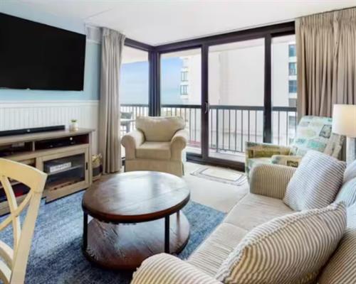 Gallery Image Sea_Watch_315_-_LR.jpg