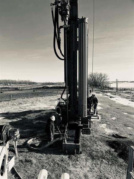 Rig in Black & White