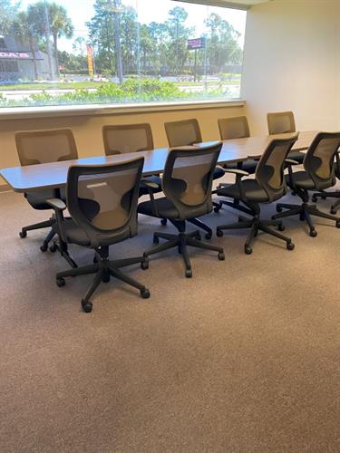 Gallery Image MeetingRoom2.jpg