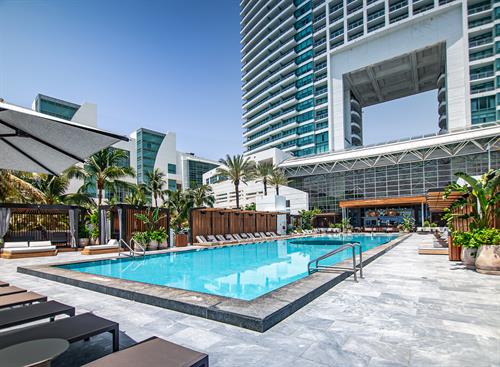 New Luxe Infinity Pool, Cabanas and Hotel Bar