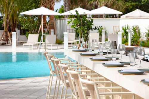 Cirtus Club Pool Bar