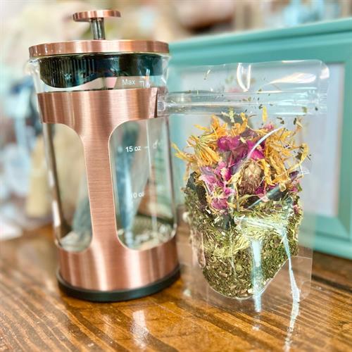 Gallery Image nourishing_infuser_with_copper_press(1).jpg