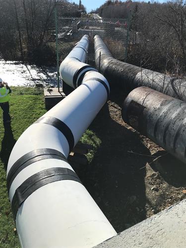 Installation of cathodic protection system for above ground pipeline