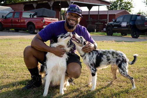 Gallery Image Malik_Scoopin_Cleburne-11.jpg