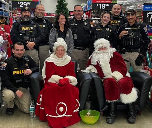 Shop with a Cop and the Evansville Police Department 