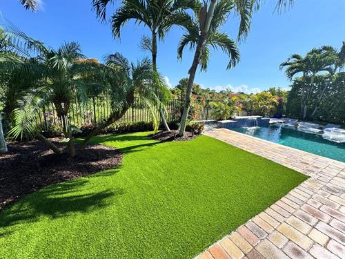 Long-lasting, low-maintenance outdoor designs