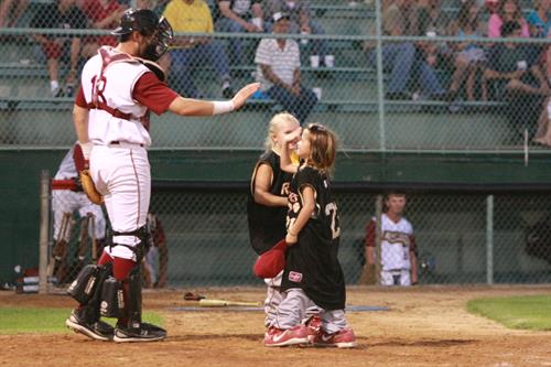 Wisconsin Rapids Rafters - kids run the bases