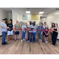 Smoothie Q Celebrates Grand Opening with a Ribbon-Cutting