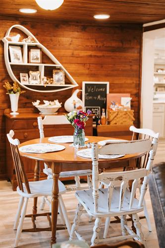 Gallery Image KaitlynHammondsPhotography_SongbirdStory-38.jpeg